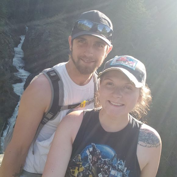 Meet your Posher, Amanda - Picture 1 of 1